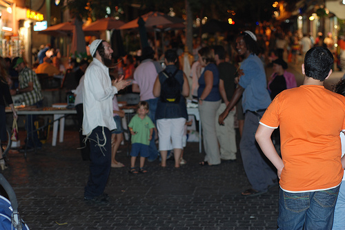 dancing_benyehuda.jpg